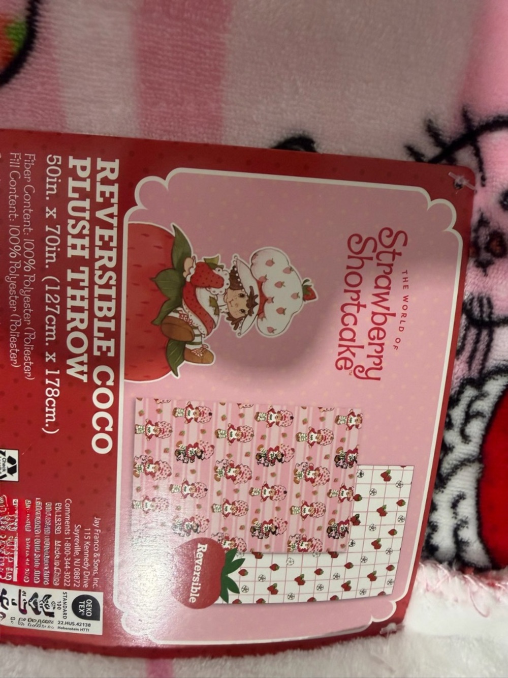 Reversible Strawberry Shortcake  Throw Blanket - Pink /White